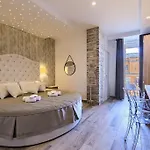 Relais Barberini Konukevi 3*